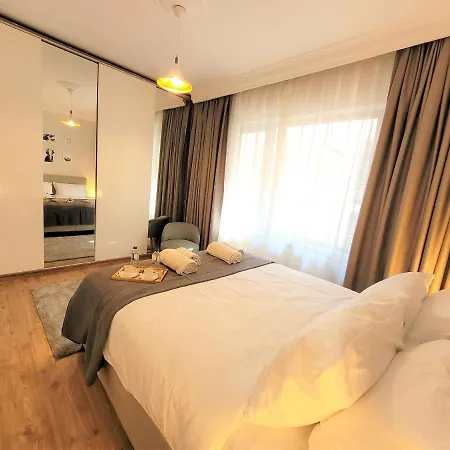 Spacious 3br At Taksim *